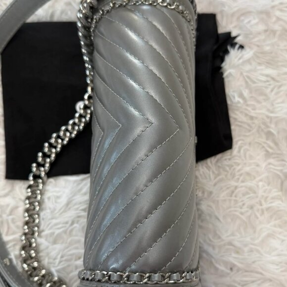 Chanel Silver Medium Boy Chain around bag - Picture 11 of 15